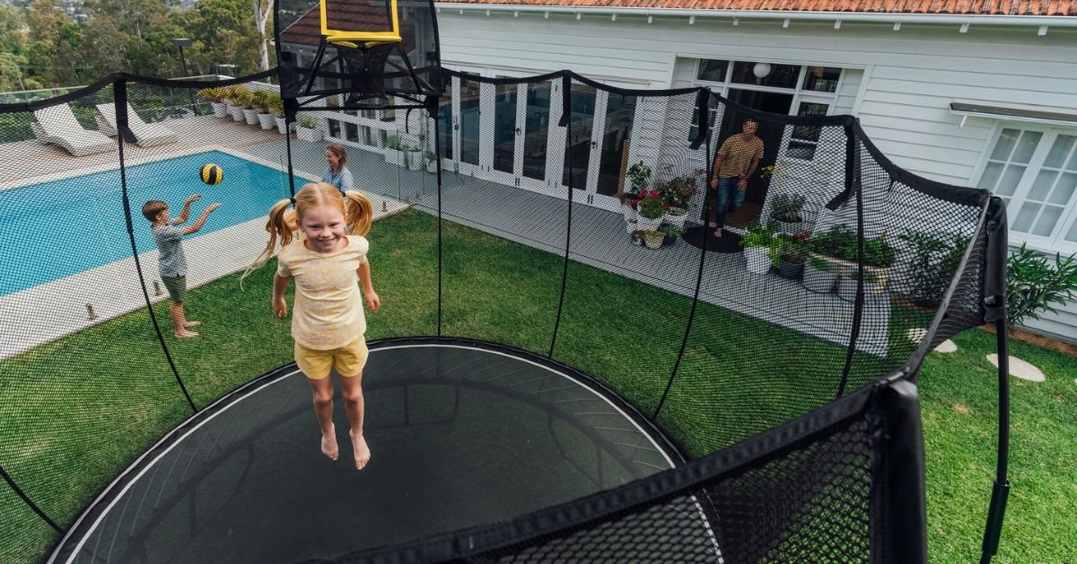 10 Trampoline Safety Tips Every Kid Should Know