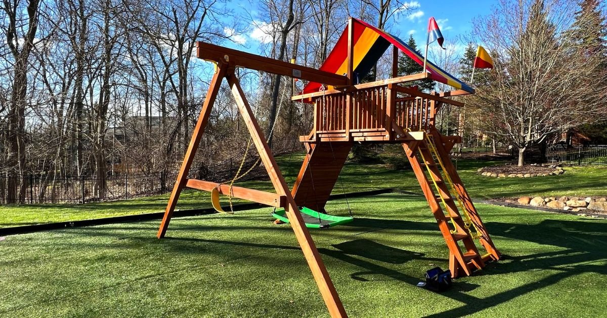 Dos and Don’ts of Caring for Rainbow Playhouses