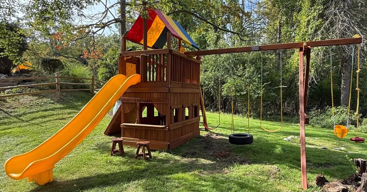8 Benefits of Modular Playset Designs for Growing Children