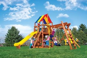 9 Top Reasons To Install a Playset in Your Backyard